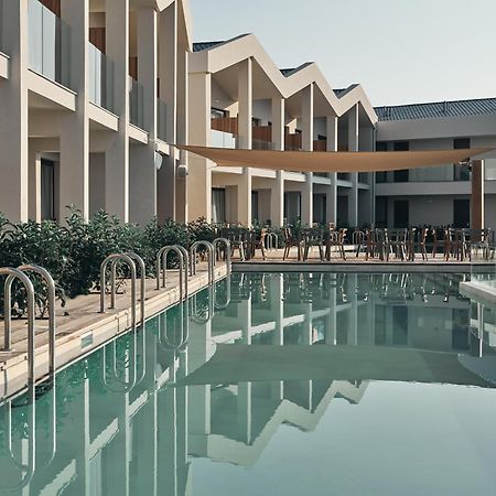 Aqua Bay Suites Планос Экстерьер фото